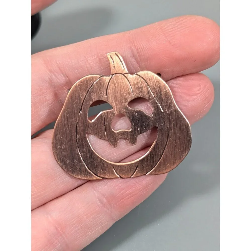Copper Tone Halloween Pumpkin Jack‎ O Lantern Metal Pin Brushed
